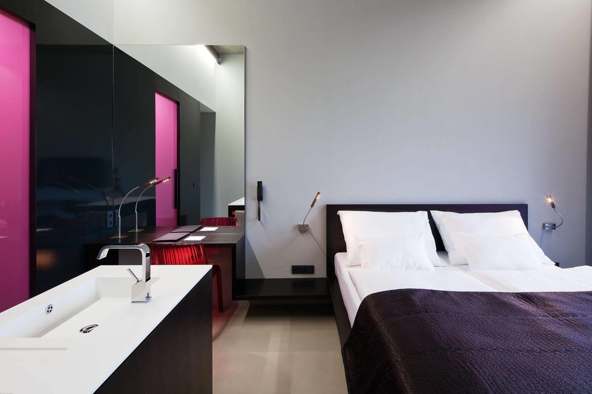 Miura Hotel Čeladná エクステリア 写真