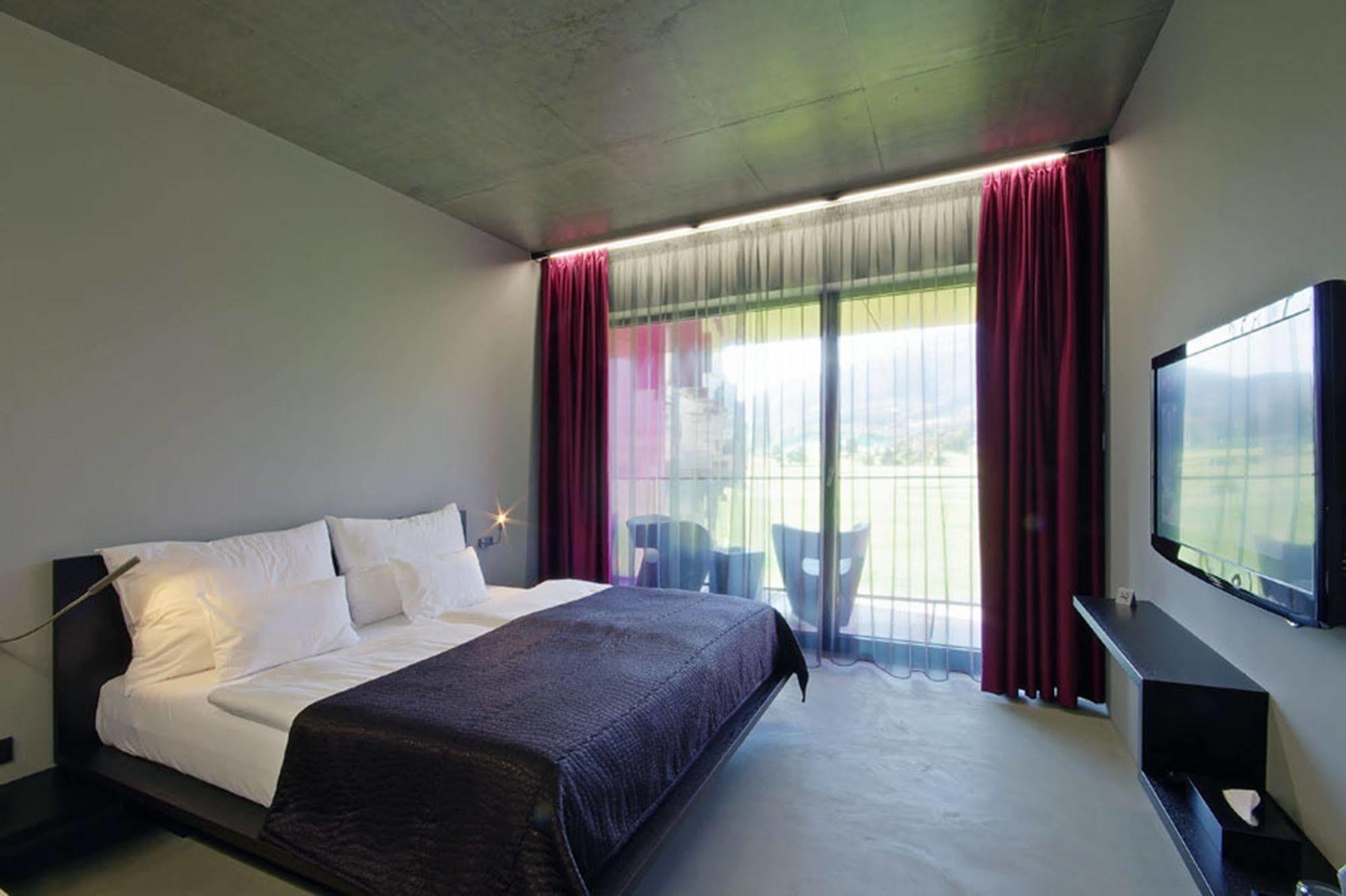 Miura Hotel Čeladná エクステリア 写真